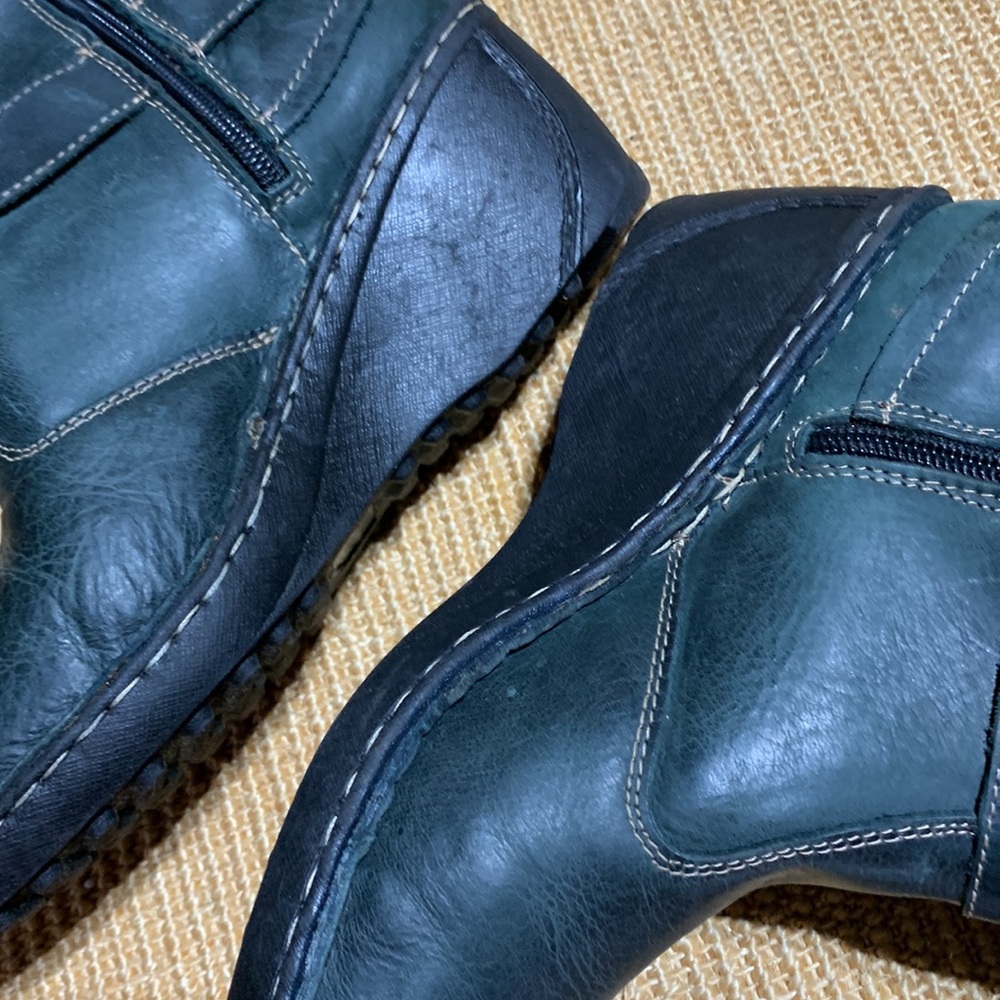 Lessen Ladies Boots - Picture 3 of 6